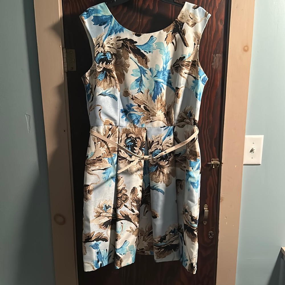 Danny & Nicole dress with belt. Size 14.